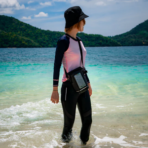 ** Exclusive Offer Now** HyperGear Waterproof Phone Pouch (Ready Stock)