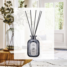 Load image into Gallery viewer, O&#39;tanic English Oak and Red Currant Reed Diffuser - 150ml (Ready Stock)