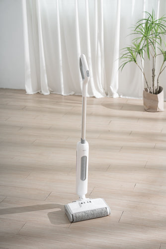 **Early Bird Exclusive Offer** KINYO wet/dry cordless mopping machine