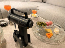 Load image into Gallery viewer, Gludia NaGaMo Vacuum Wine Dispenser
