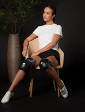 Load image into Gallery viewer, ELEEELS R1 Knee Care Device (Ready Stock)
