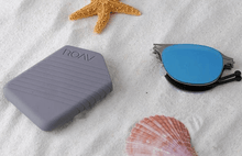 Load image into Gallery viewer, **Exclusive Offer** ROAV - The World&#39;s Thinnest Folding Sunglasses (Ready Stock)