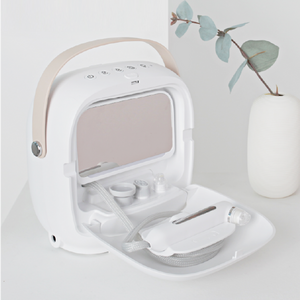 COZCORE Water Therapy Cleansing and Moisturizing Device