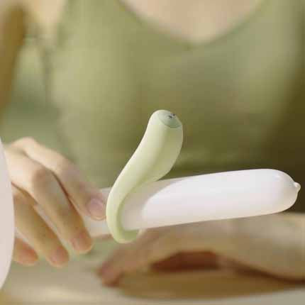 OSUGA Adult Candy NEWYOGO Avocado Fun Jumping Egg (Ready Stock)