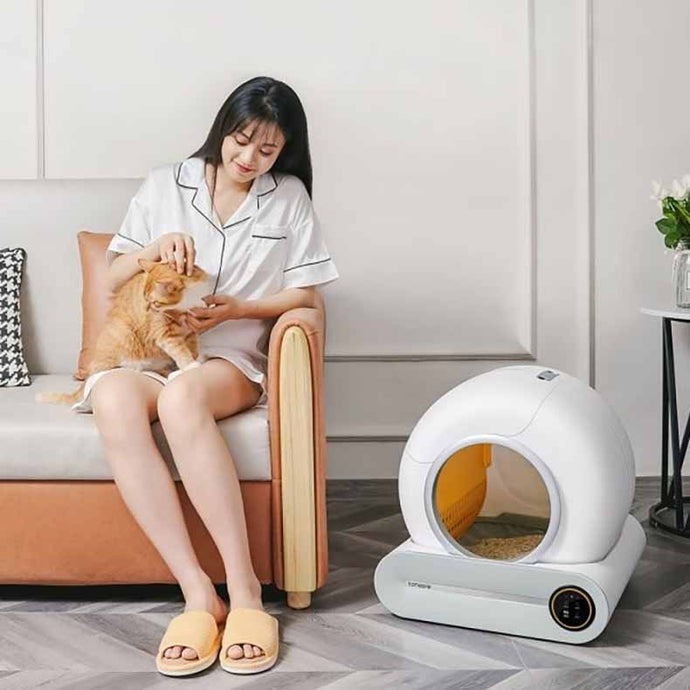 Electric fully enclosed cat litter box  (Ready Stock)