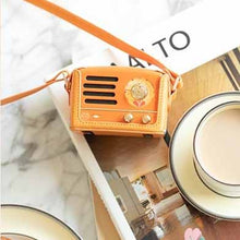 Load image into Gallery viewer, Elvis Presley Audio Little Prince OTR Retro Art Wireless Radio Bluetooth Speaker (Ready Stock)